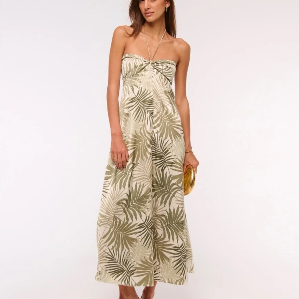 Abercrombie & Fitch Twist-Front Flowy Maxi Dress
